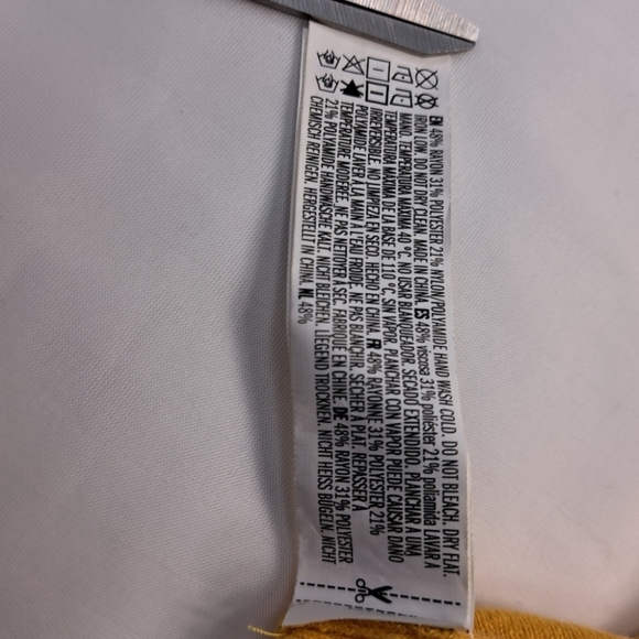 Forever 21 Women's Knit Sweater Mustard Size M - Picture 11 of 13